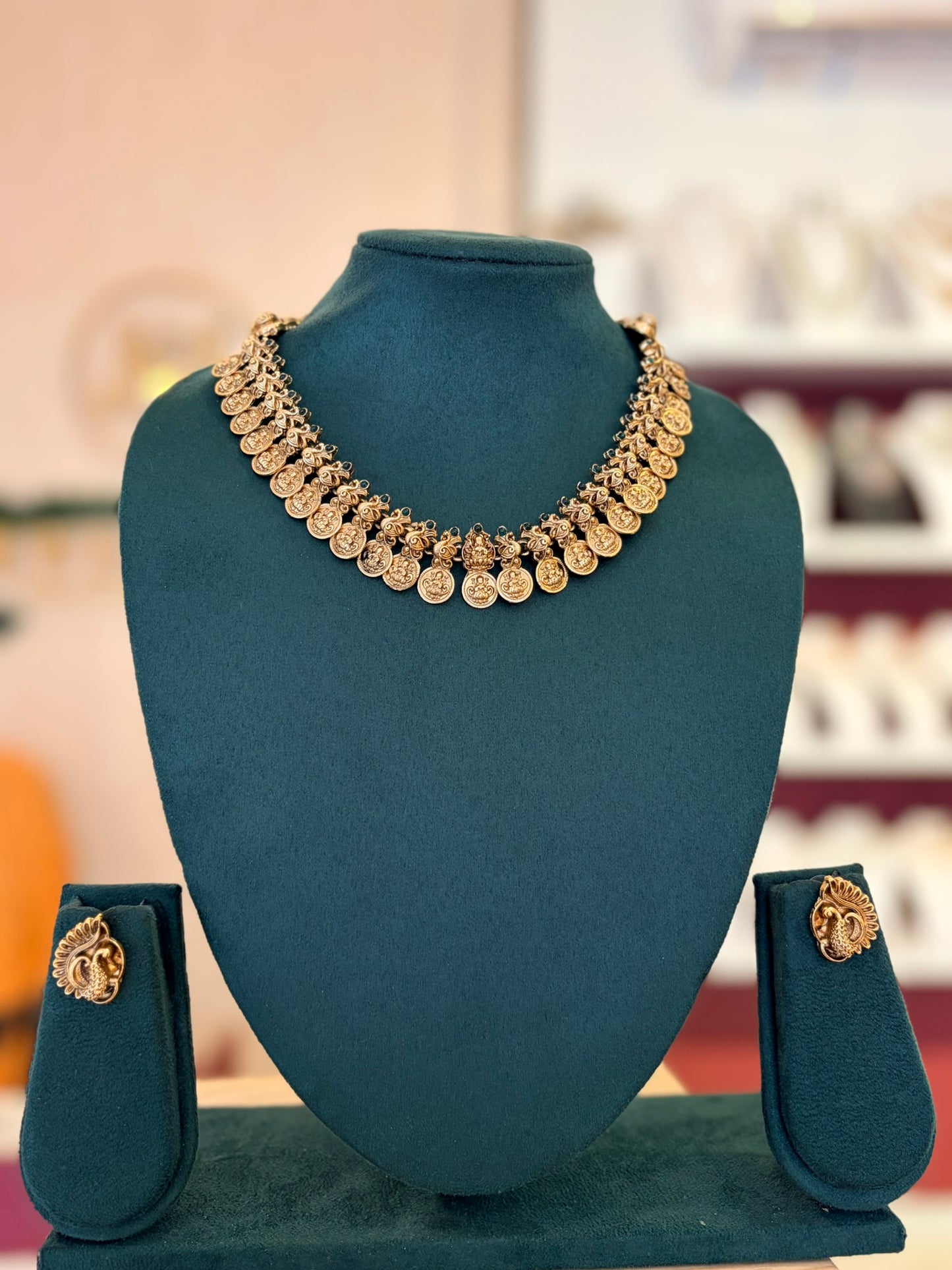 Lakshmi Kaasu Antique Necklace Set