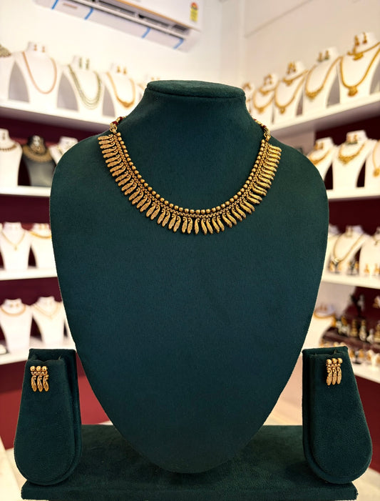 Leaf Fringe Antique Necklace Set