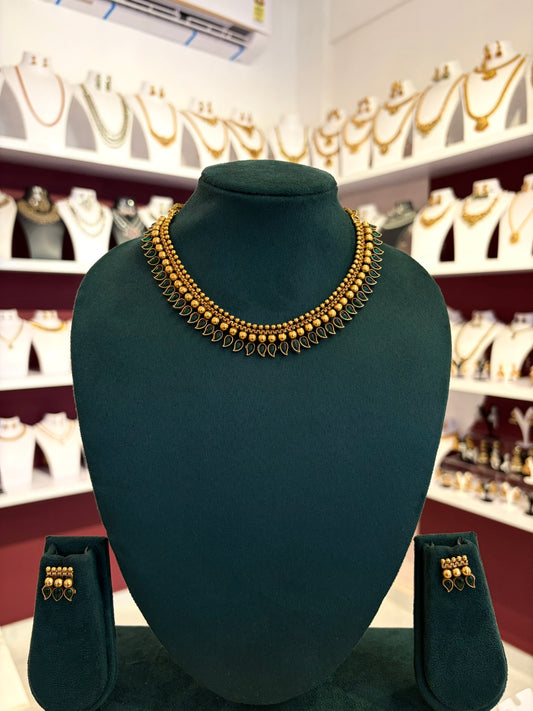 Harini Manga Temple Necklace Set