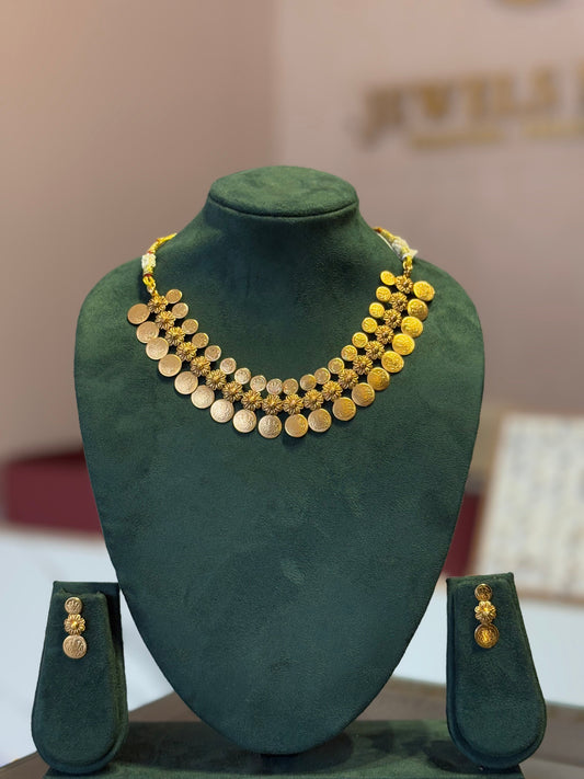 KANAKA PUSHPAVALLI KASUMALA SET - JewelsMuse