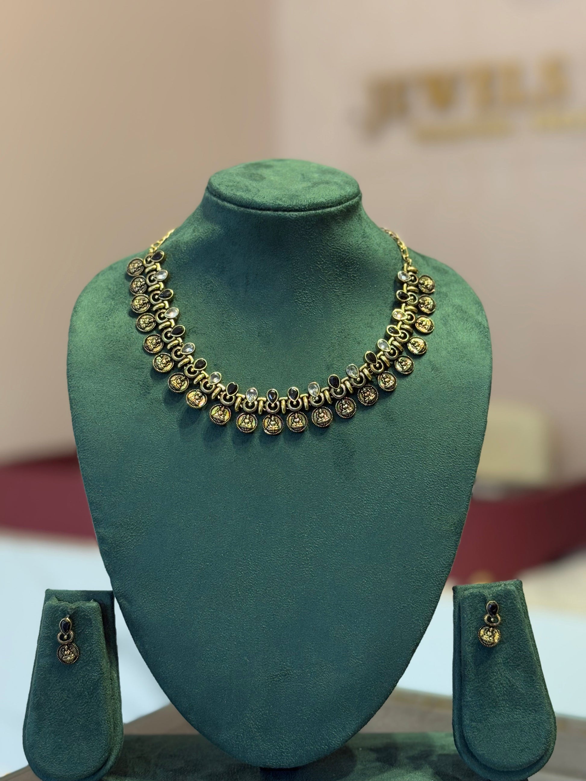 SILVER SOVEREIGN KASU SET - JewelsMuse