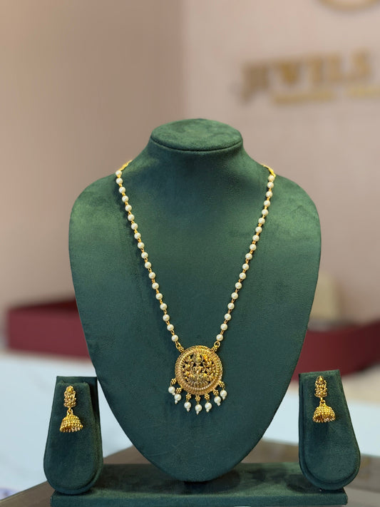 LAKSHMI PEARL TEMPLE SET - JewelsMuse