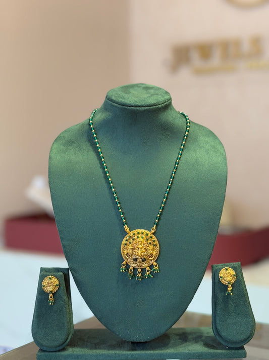 KEMP EMERALD GUTTAPUSALU SET - JewelsMuse